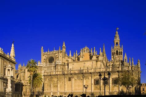 The mnafix of seville rivate touds